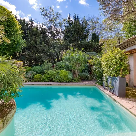 - Oasis Centre Charme *